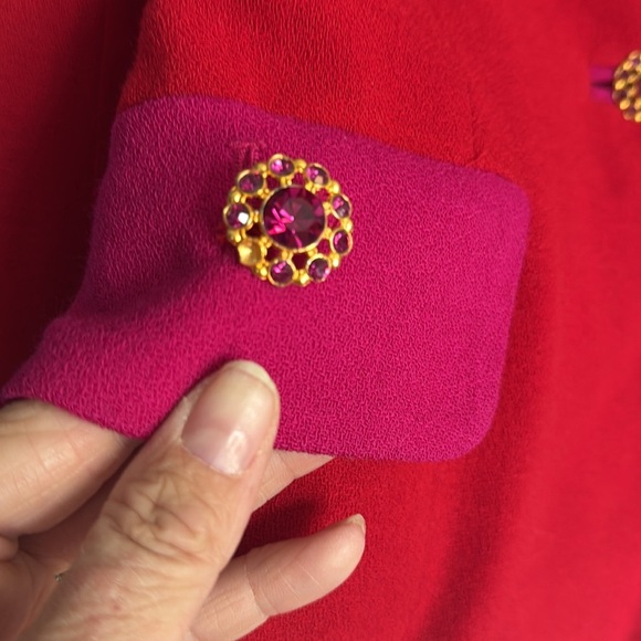 Red and pink Ann Taylor 80’s blazer with gold tone pink buttons size 6 - Picture 6 of 12
